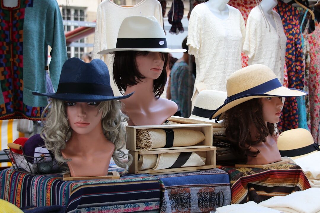 fashion accessories display