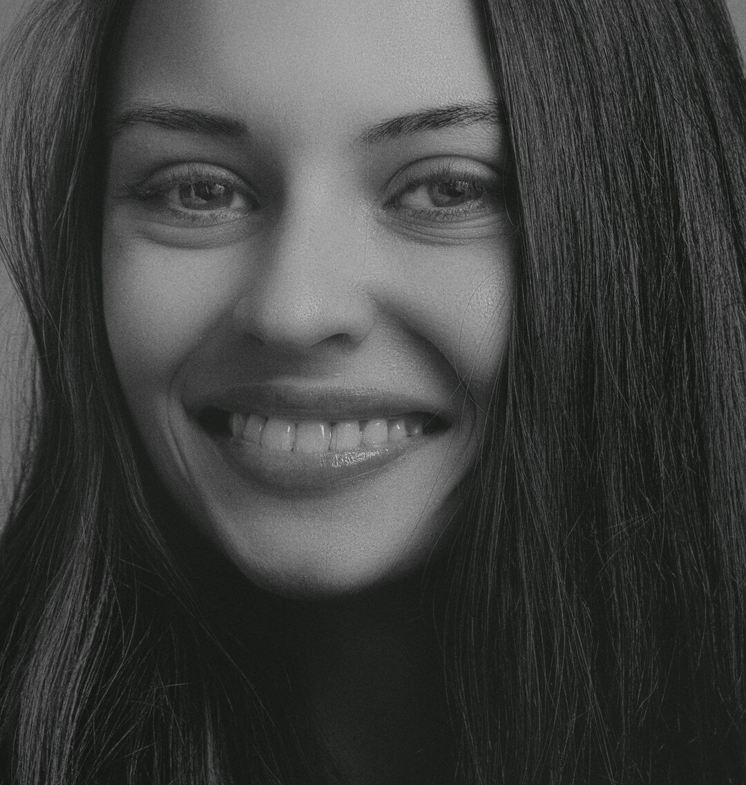 angelina jolie red carpet event